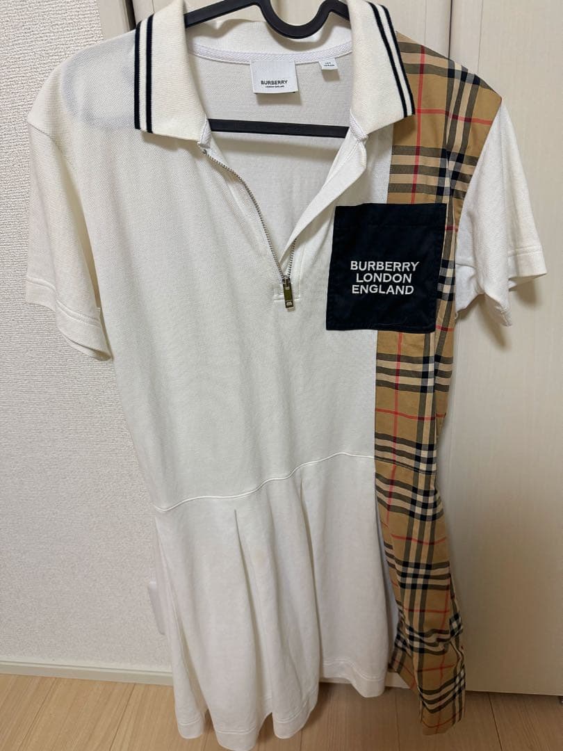 お値下げ可能　BURBERRY キッズワンピース　14Y