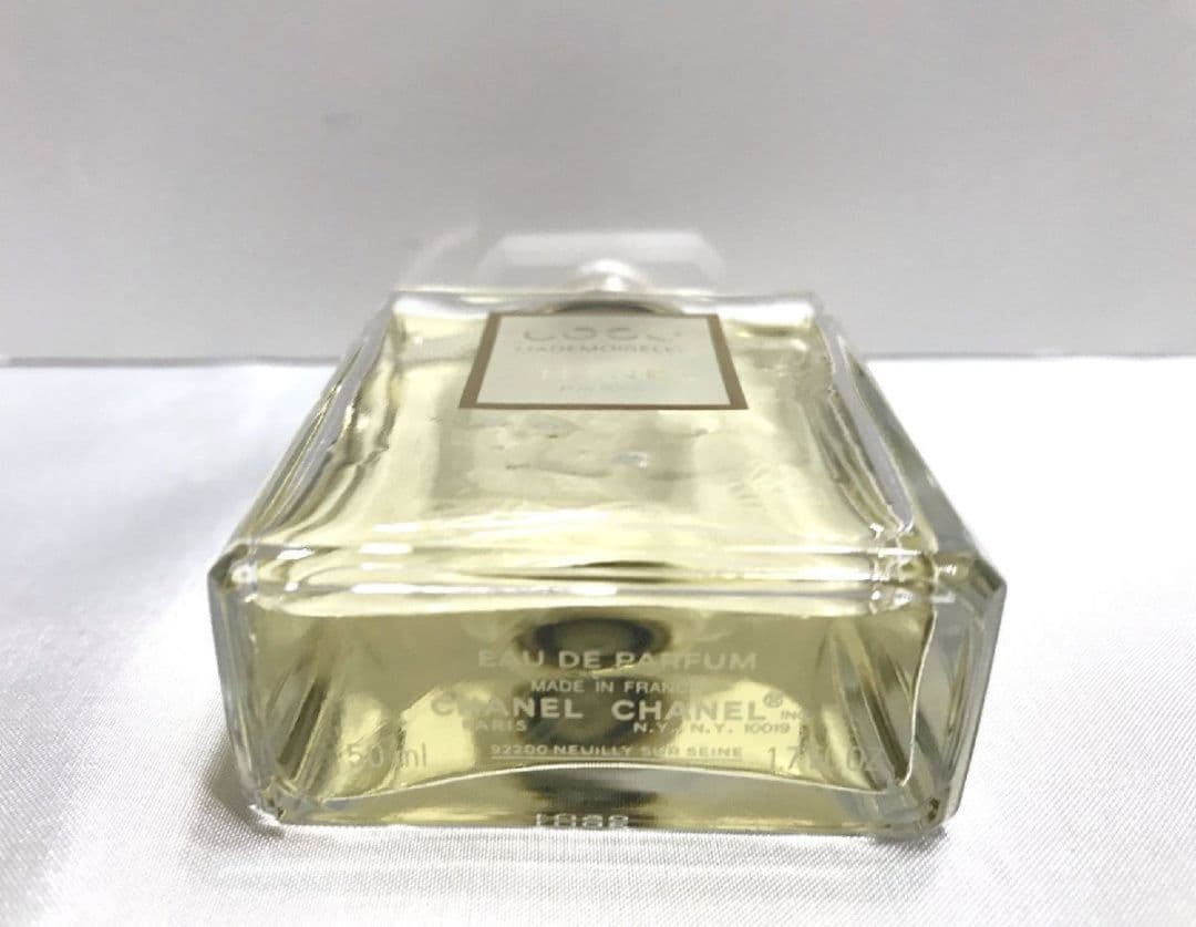 香水 ■ シャネル CHANEL ■ ココ マドモアゼル EDP 50ml