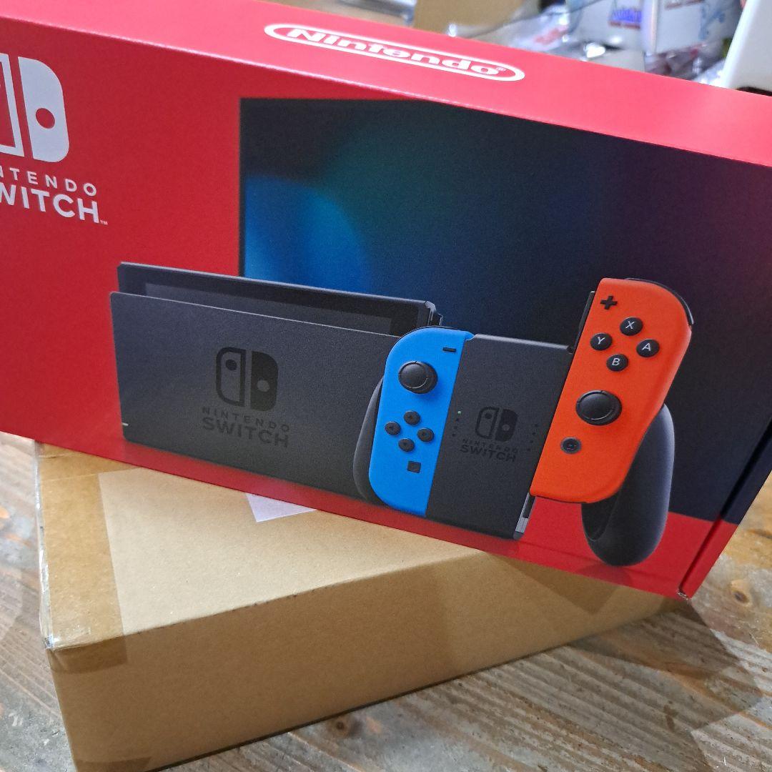 Nintendo Switch ネオンブルー・ネオンレッド　新品未開封