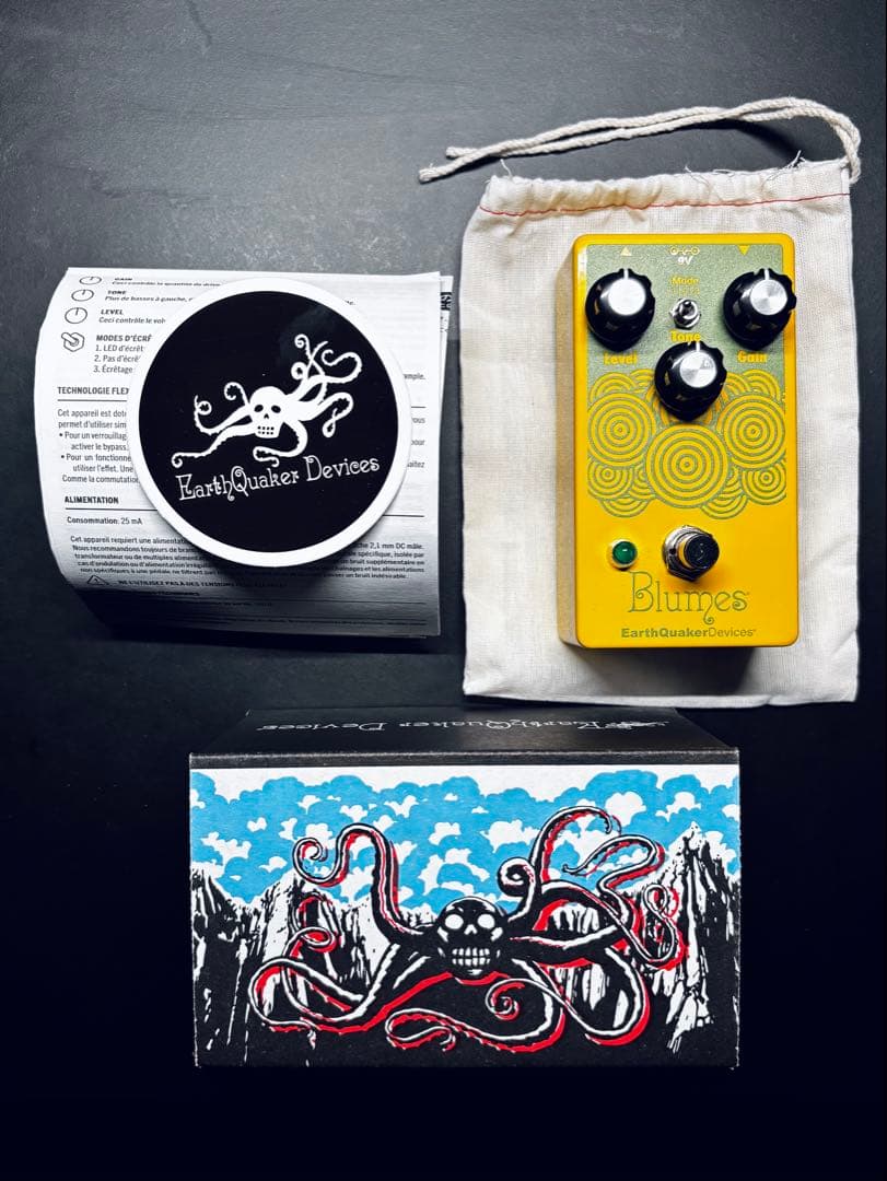 ギター EarthQuaker Devices Blumes