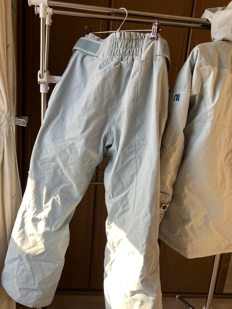 nnoumスキーウェア ジャケットとパンツセット
