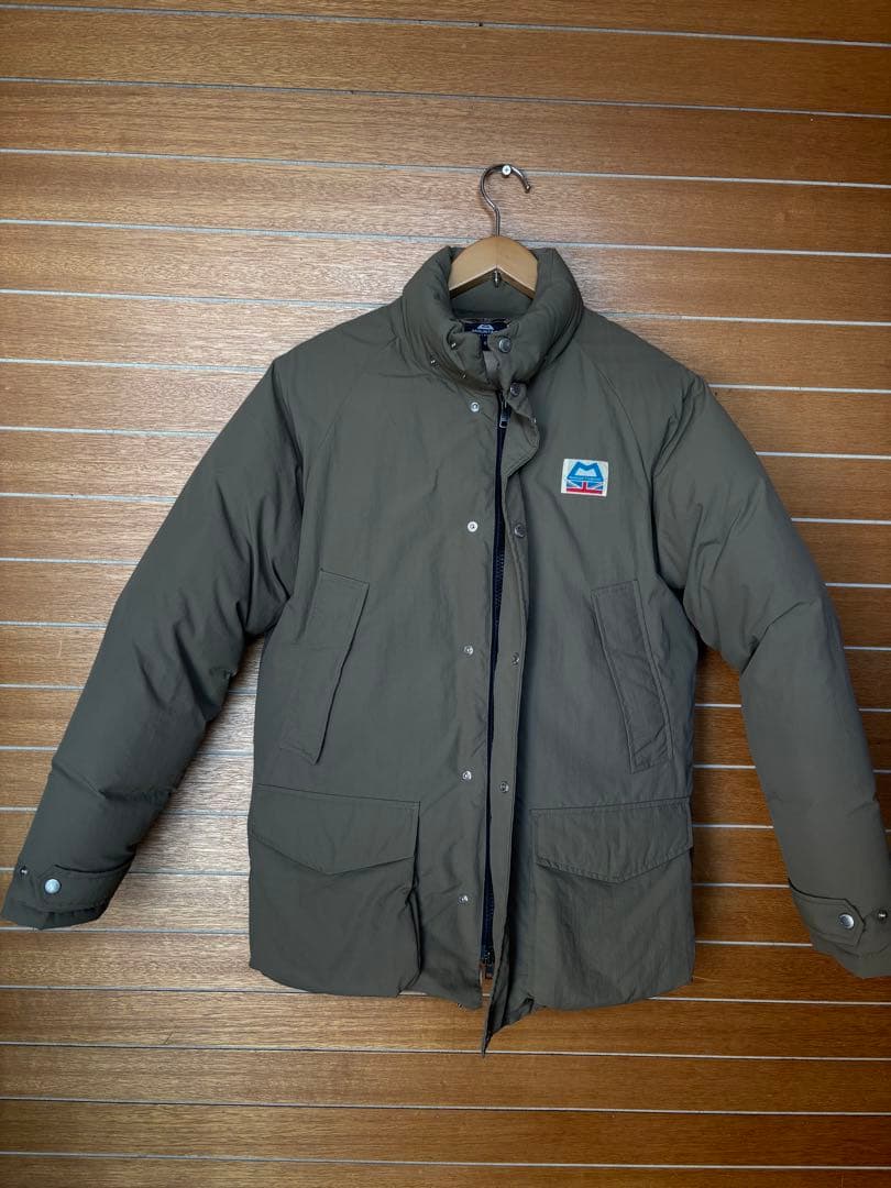 マウンテンイクイップメント　レトロレッドライン　ダウンジャケット　S