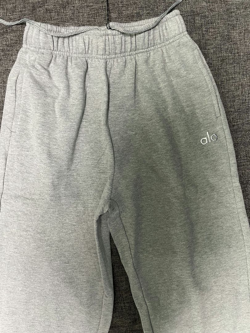 無地 alo yogaスポーツ グレー スウェットパンツ M