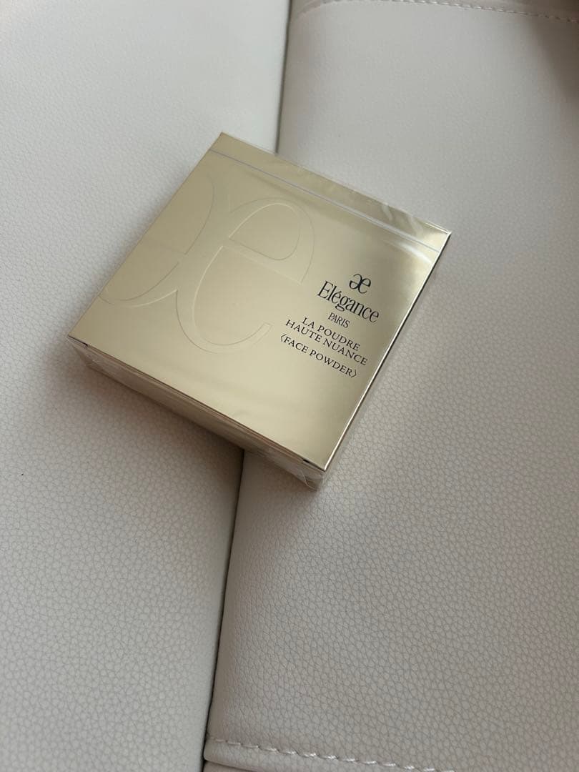 エレガンス ラ プードル オートニュアンス　フェイスパウダー