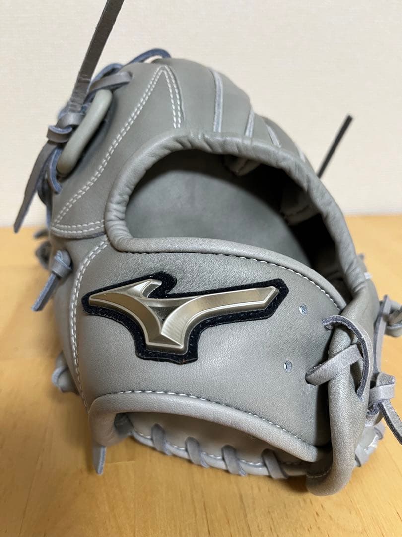 ミズノプロ　A51 軟式左投げ　18N