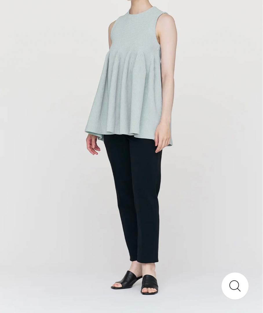 CFCL 新作カットソー　完売色