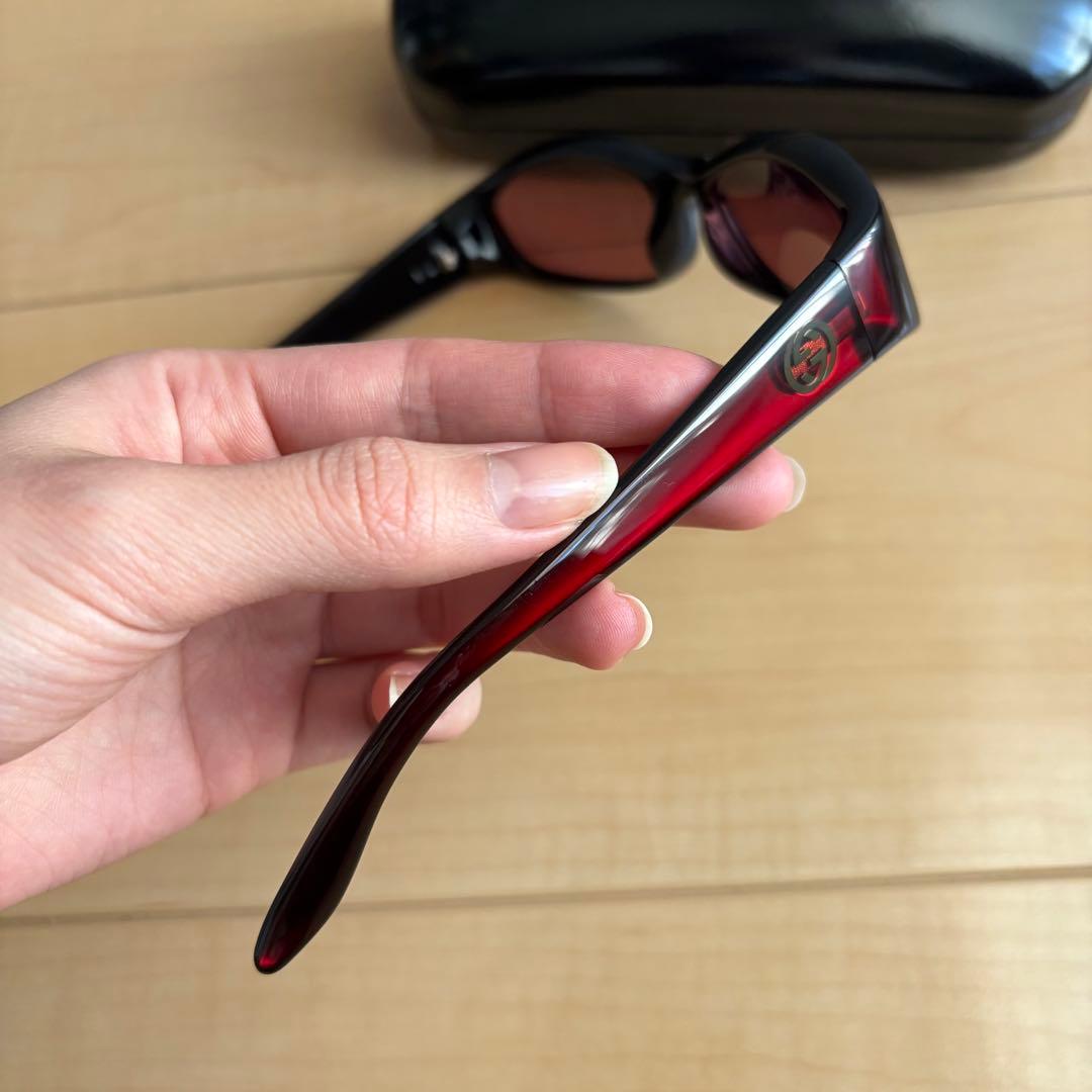GUCCI グッチ　イタリア製　サングラス　スクエア　レッド　赤　GG2456