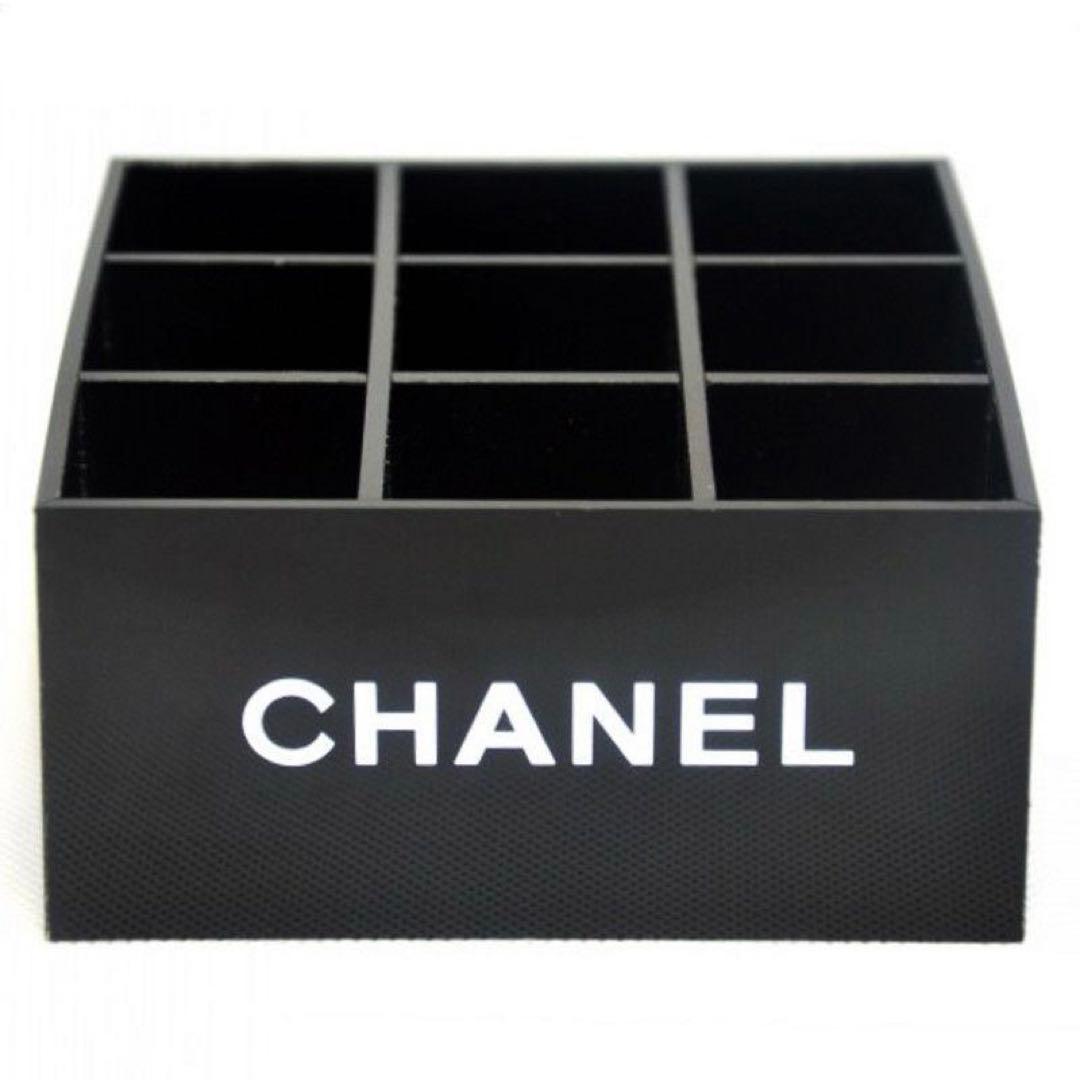 CHANELシャネル ノベルティ 小物入れ コスメケース