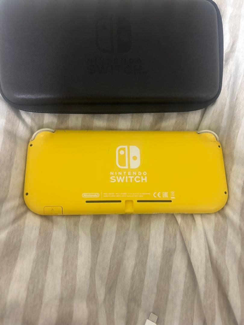 Switch Lite 本体