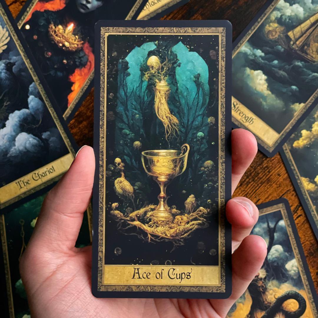 【正規品タロットカード】超美麗✨希少海外インディーズ✨幻想的なダークアートデッキ