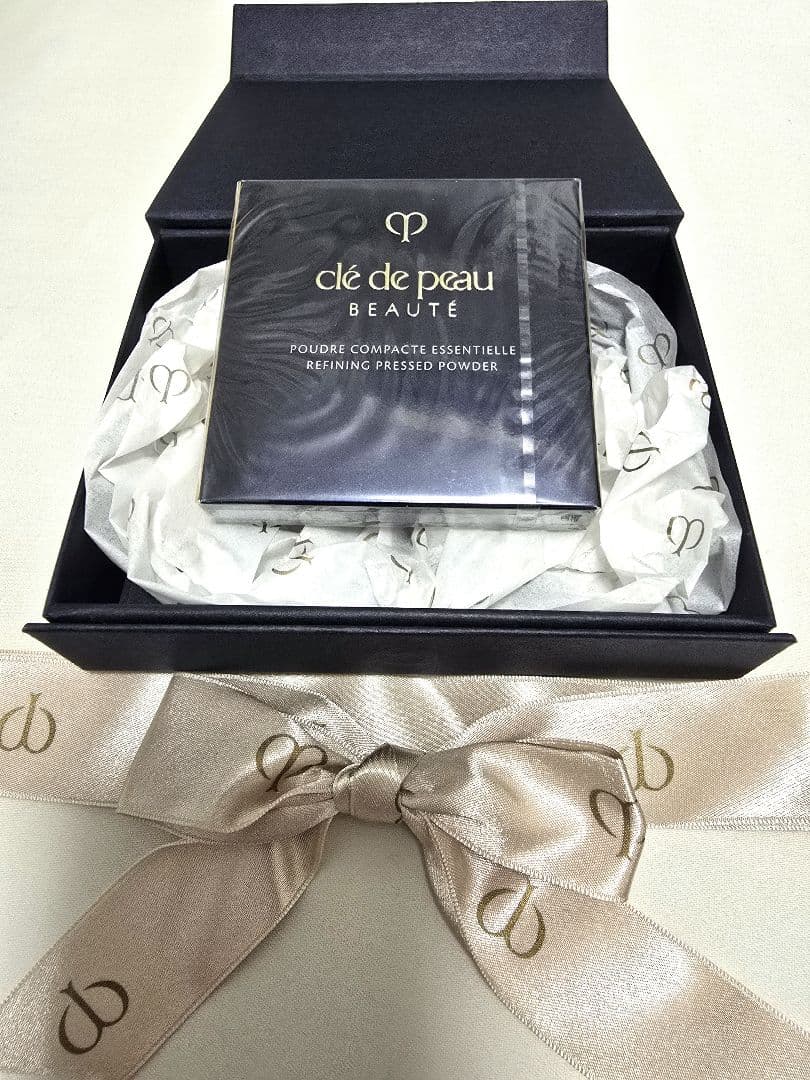 新品★匿名配送 クレドポーボーテ プードルコンパクト エサンシエルn レフィル