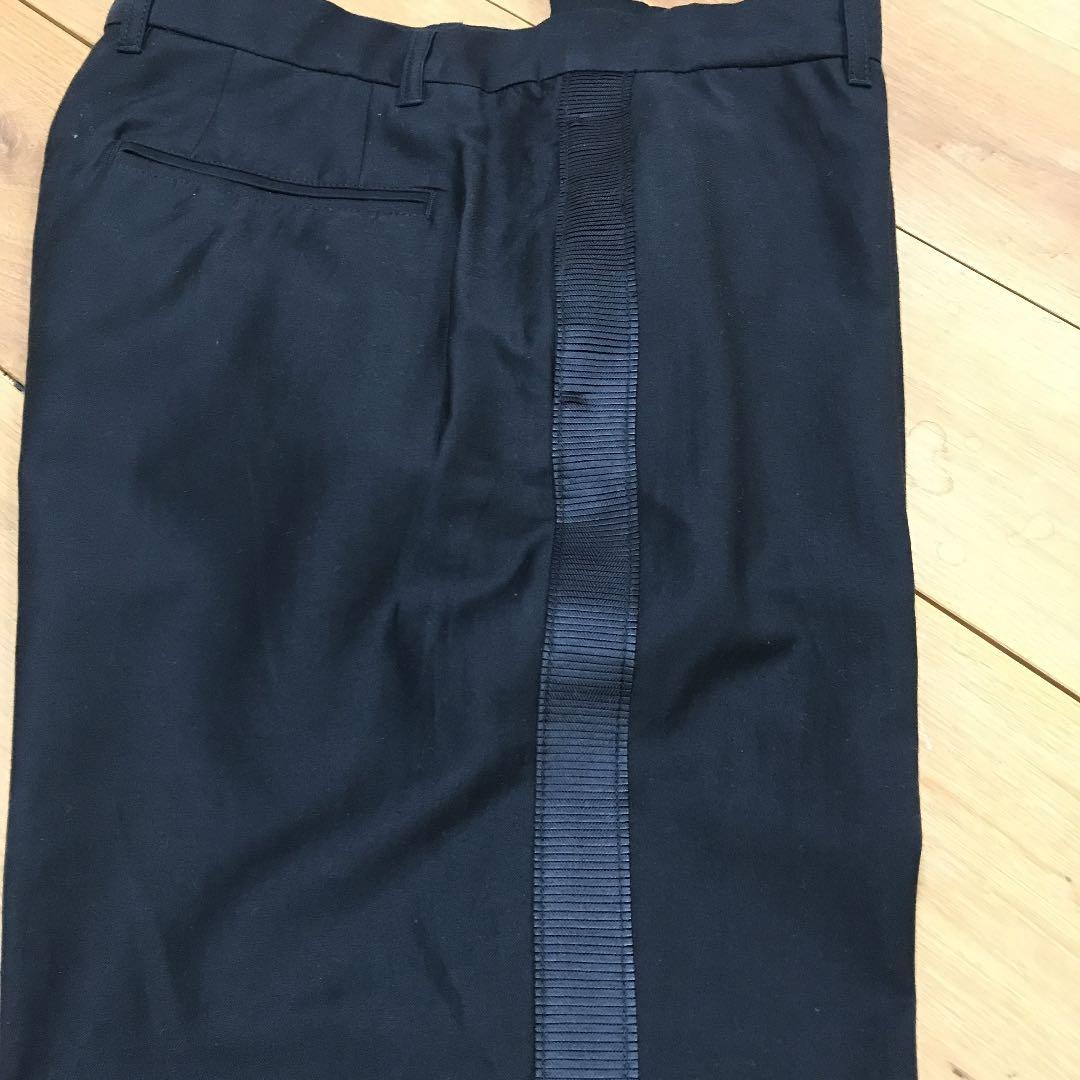 アン ドゥムルメステール 側章パンツ