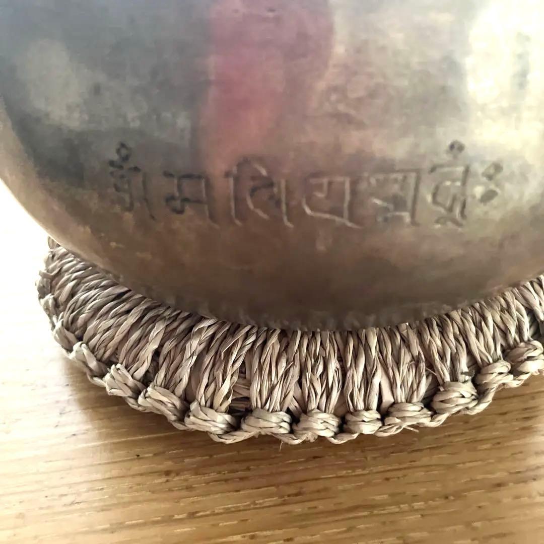 サンタラトナシャキア氏工房のロータス蓮ボウル中古