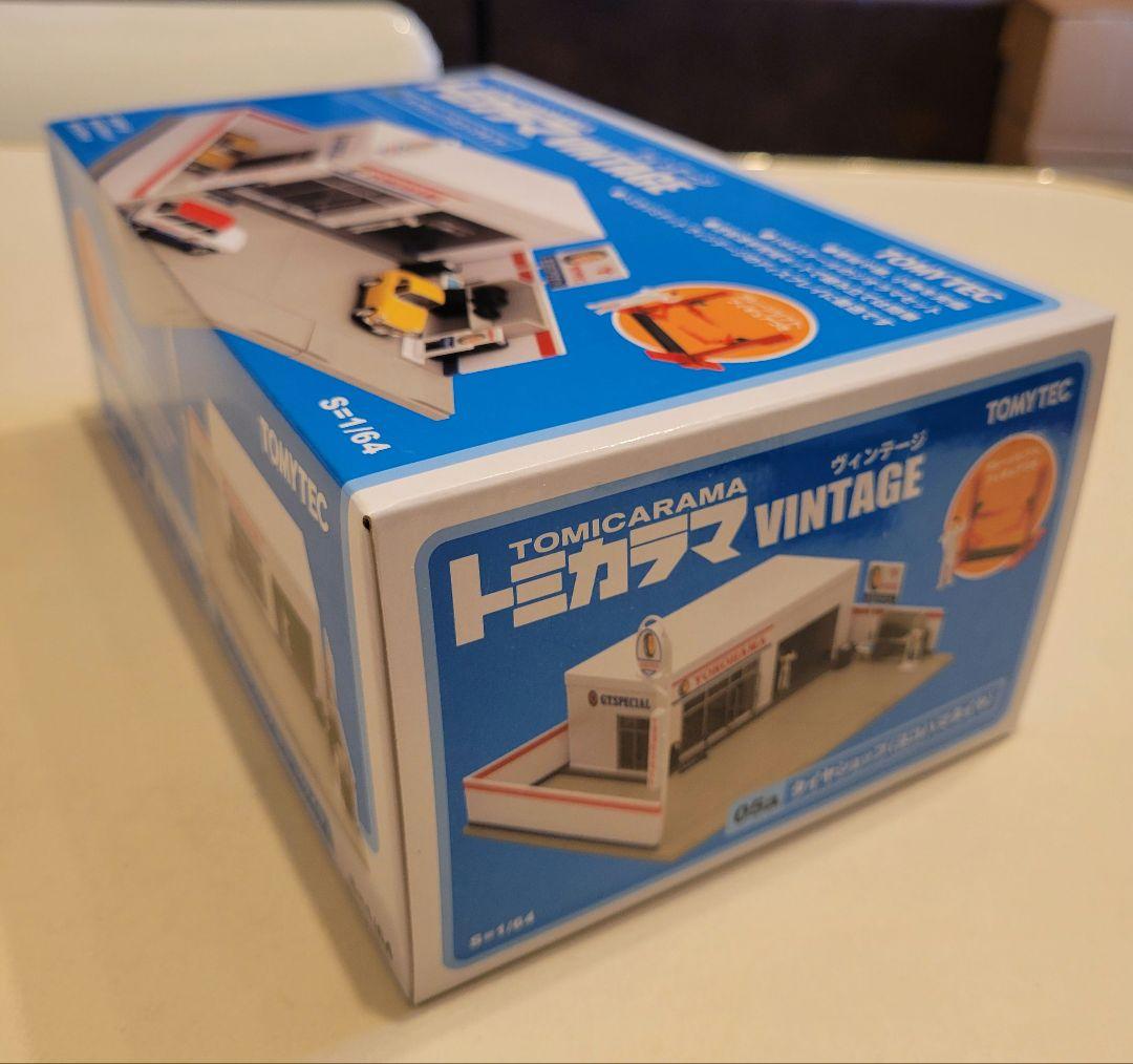 トミカラマ VINTAGE 05a ヨコハマタイヤ　ブルーバードバン付き！