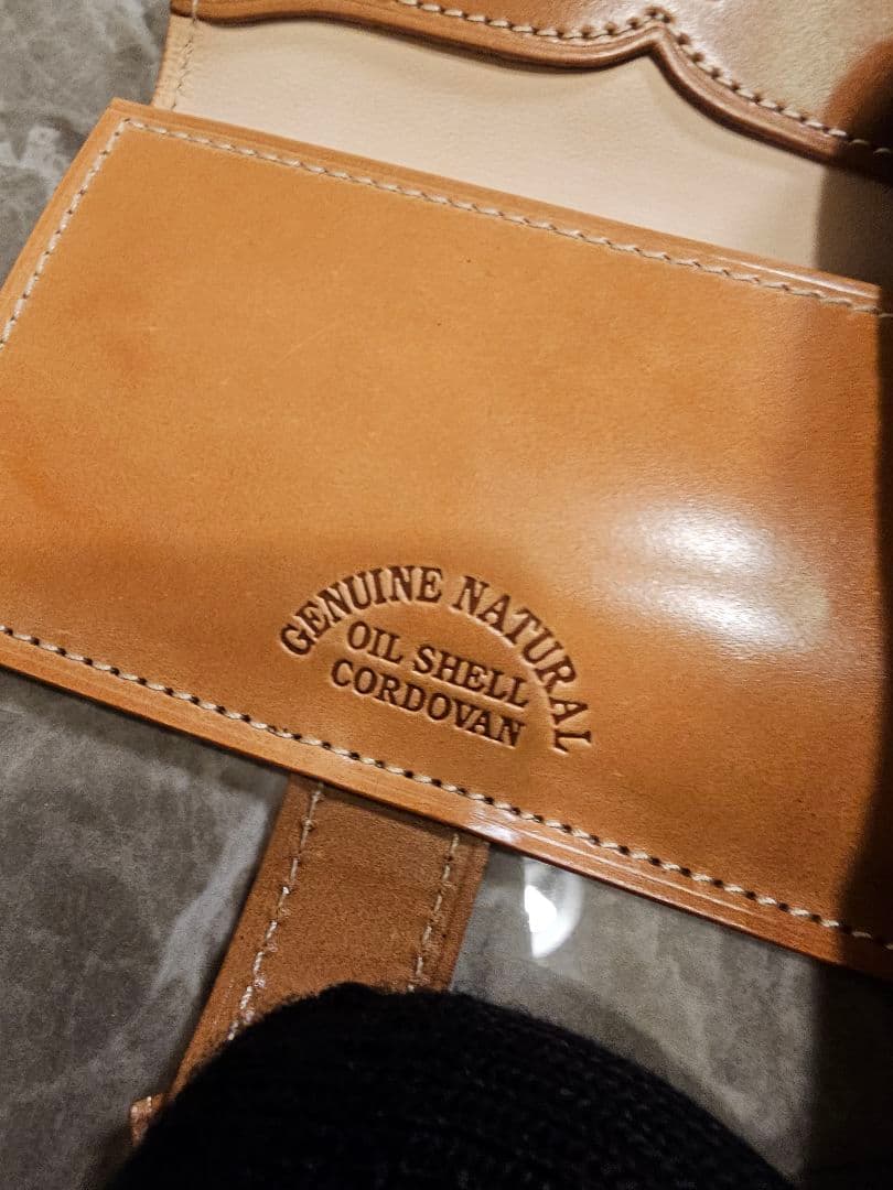 (値下OK)【CYPRIS：キプリス】オイルシェルコードバン（定価37400円）