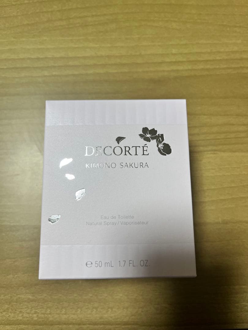 コスメデコルテ　キモノ　サクラ　オードトワレ50mL