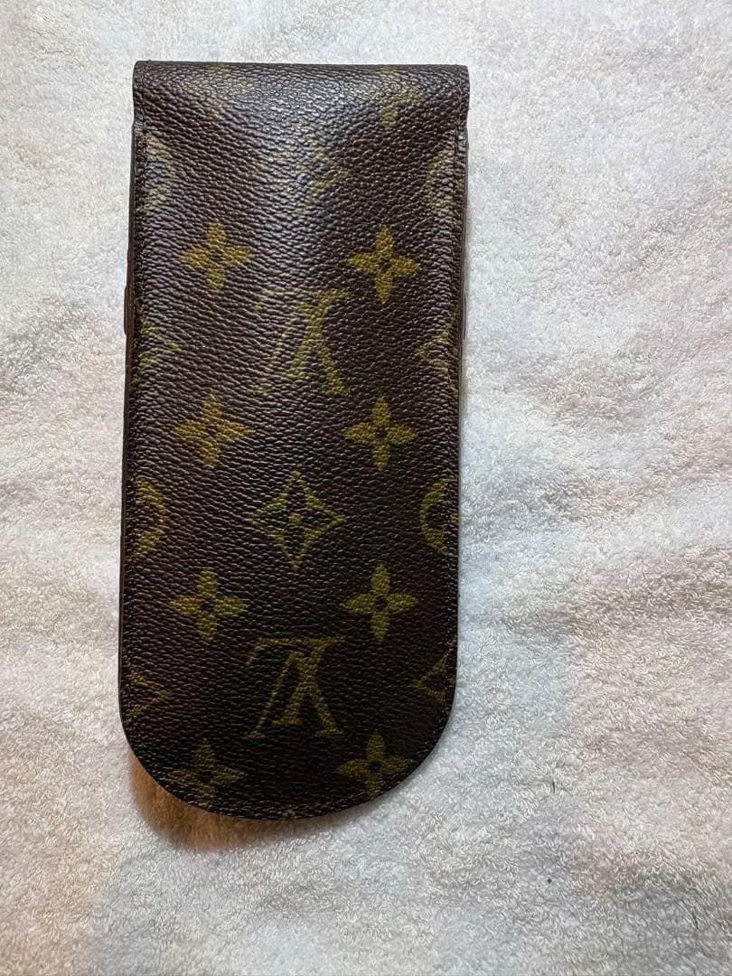 LOUIS VUITTON ルイヴィトン　モノグラム　メガネケース