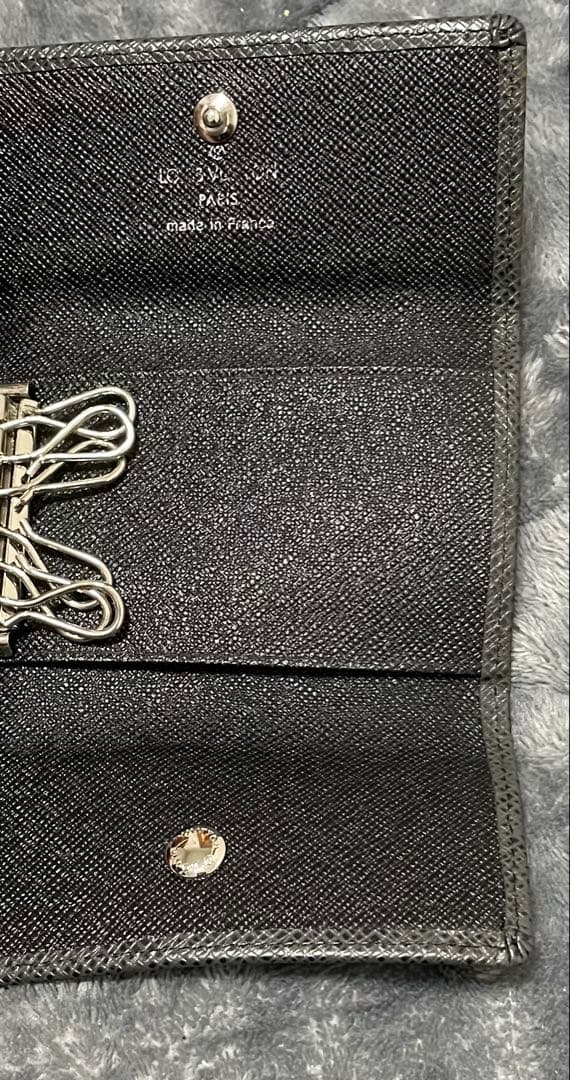 ゴ*い様 ルイヴィトン LOUIS VUITTON キーケース ブラック 6連キ