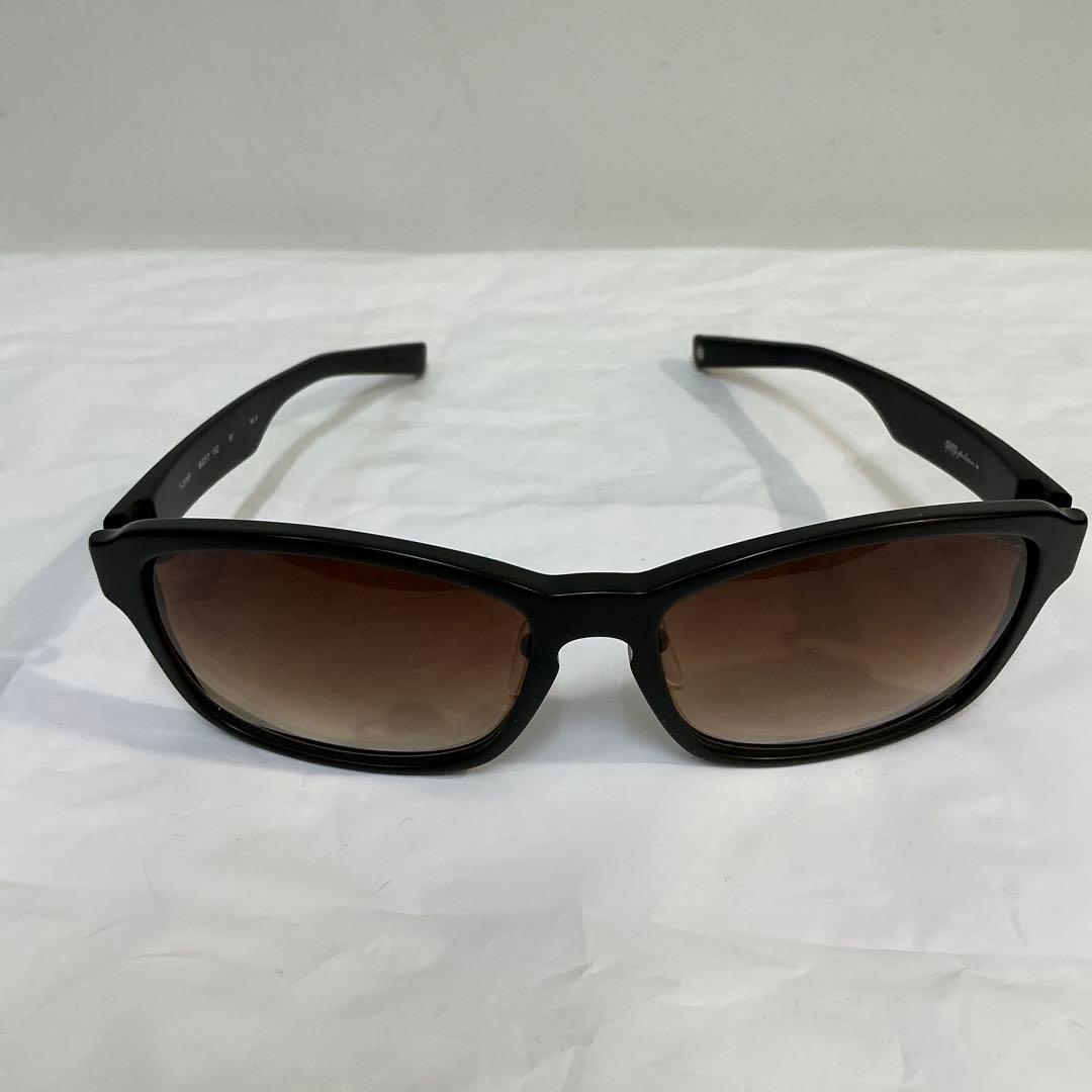 999.9 サングラス