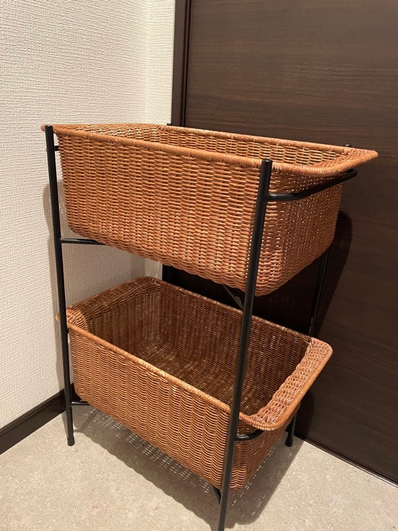 ★ Akari ★ WALLABY BASKET STAND Black