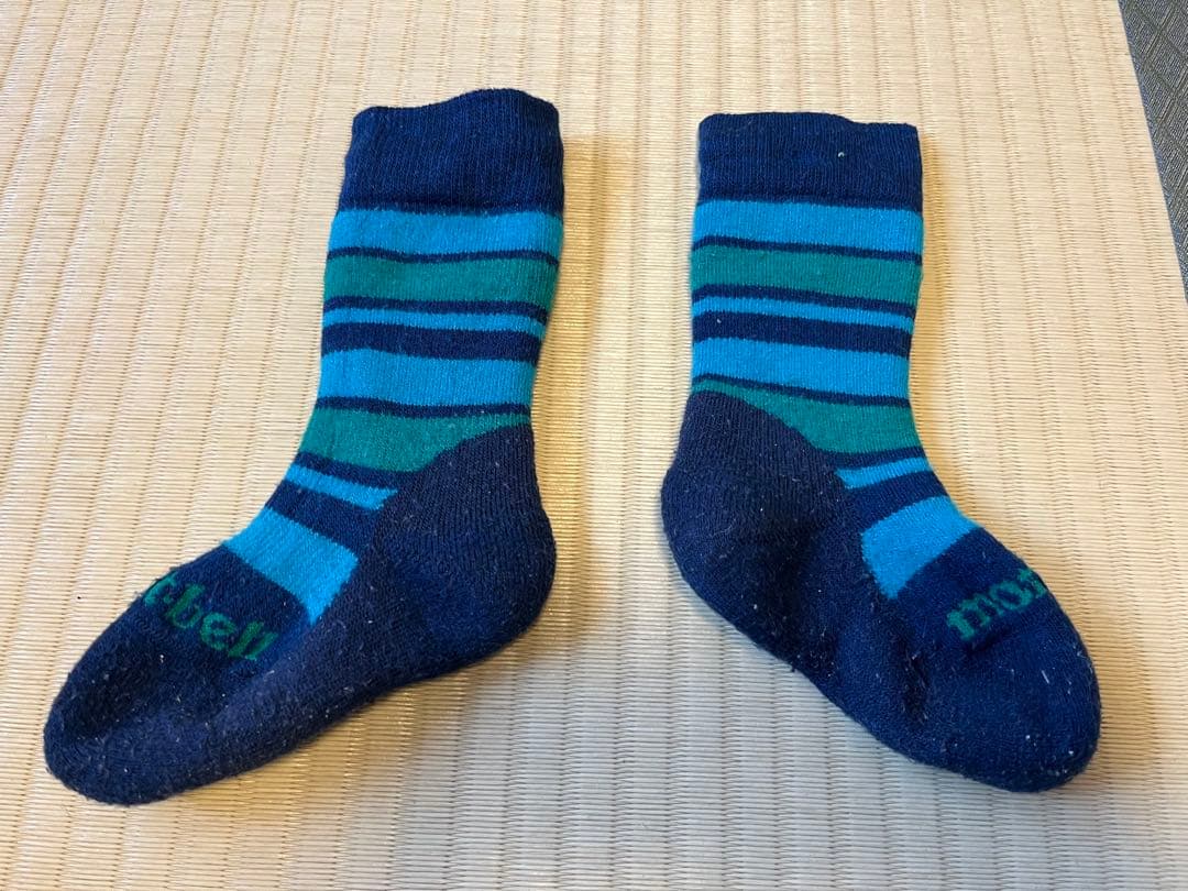 キッズ120cm スキーウェアセット（ジャケット、パンツ、ソックス）