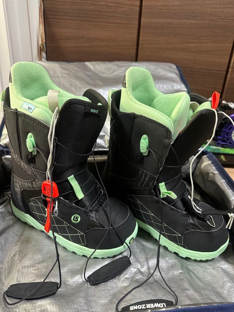 【未使用級】BURTON MINT AFスノーボード レースブーツ　黒/グリーン
