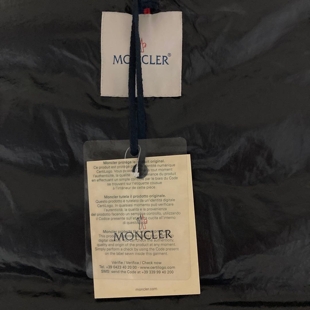 MONCLER チェック柄ダウンベスト