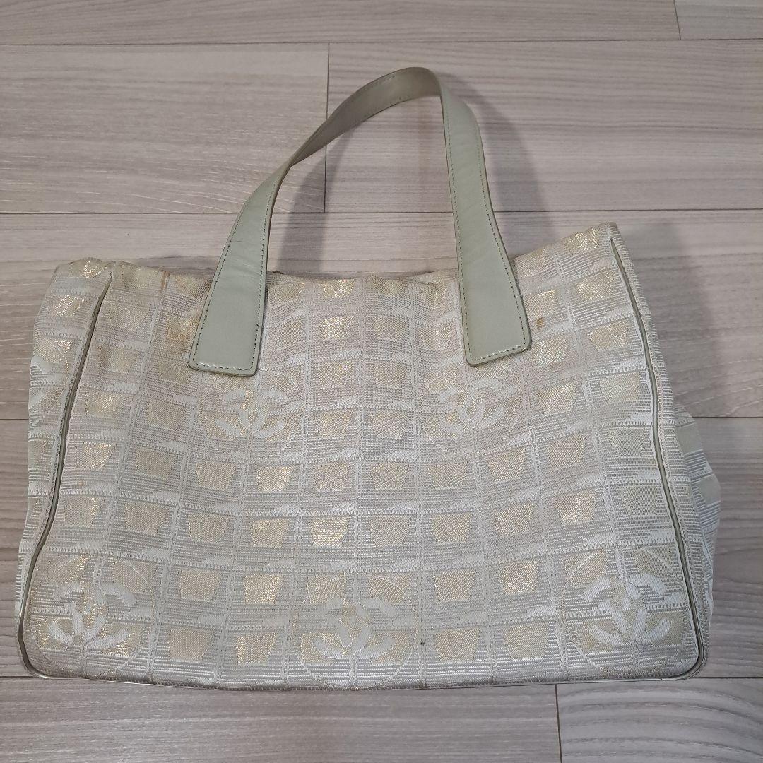 お値下げ致しました　シャネル ニュートラベルライン CHANEL トートバック