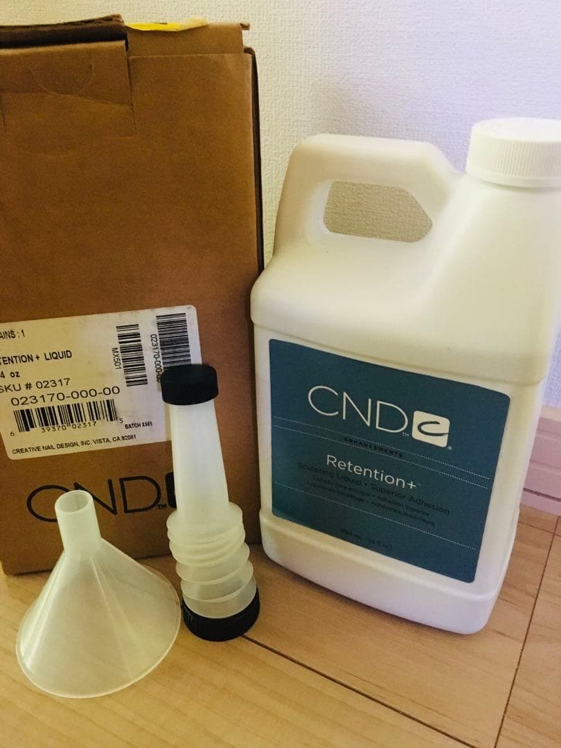 新品　ネイルスカルプアクリルリキッド大容量CNDリテンションプラス　1894ml