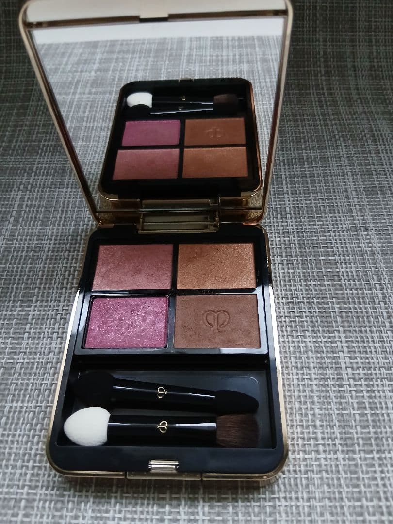 クレ・ド・ポー ボーテ アイシャドウパレット リフィルとケース