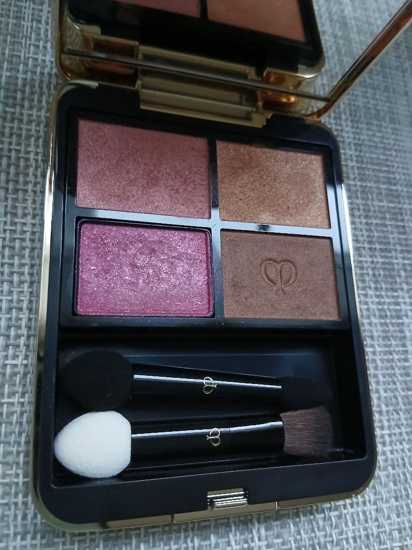クレ・ド・ポー ボーテ アイシャドウパレット リフィルとケース