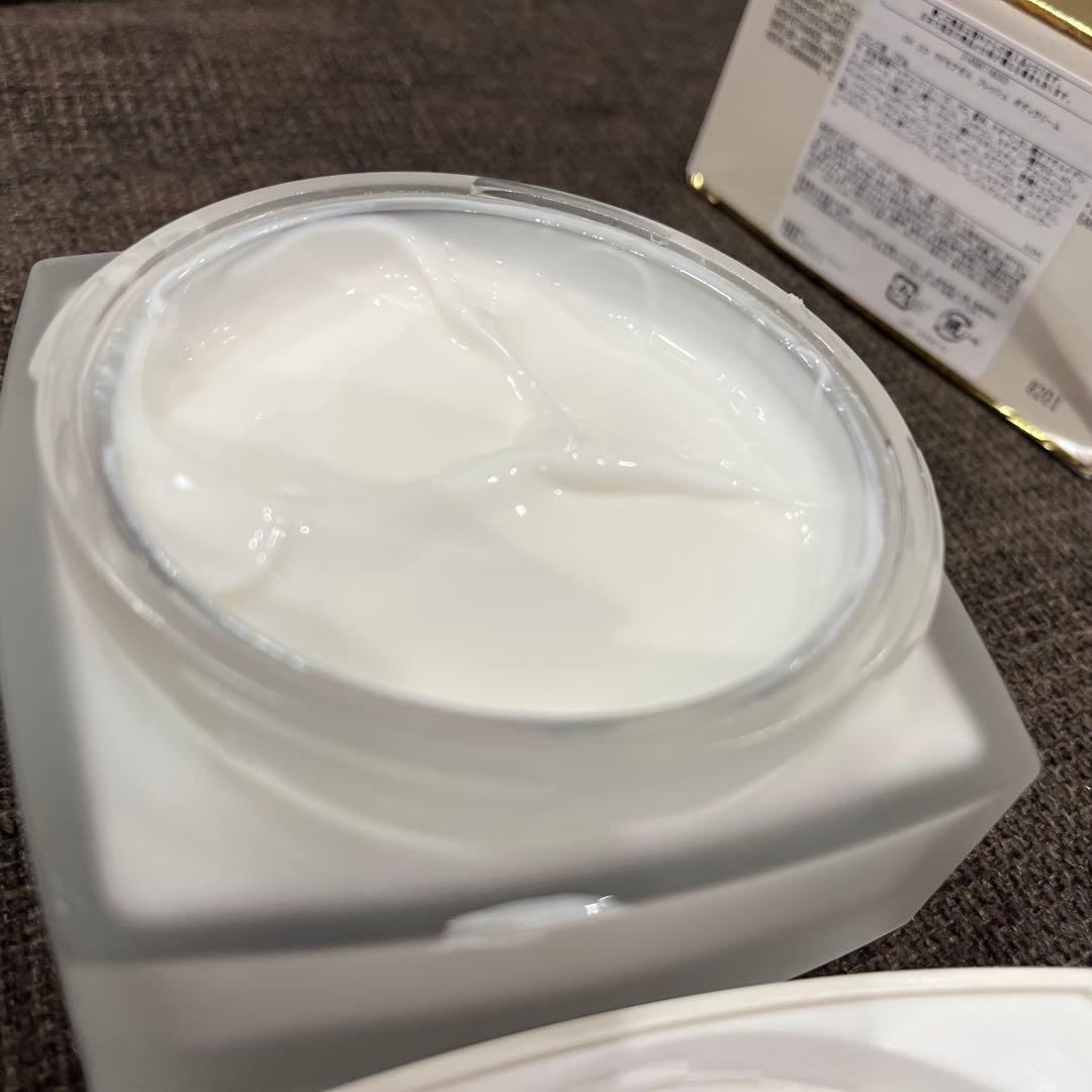 シャネル CHANELココ マドモアゼル フレッシュ ボディ クリーム