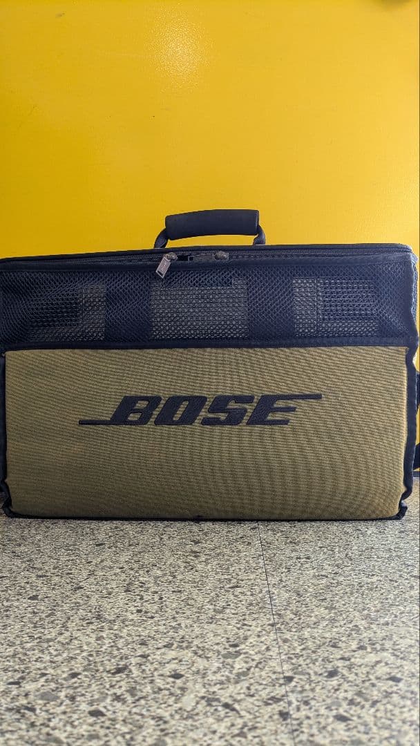 BOSE AWM CDラジカセ　カバー付