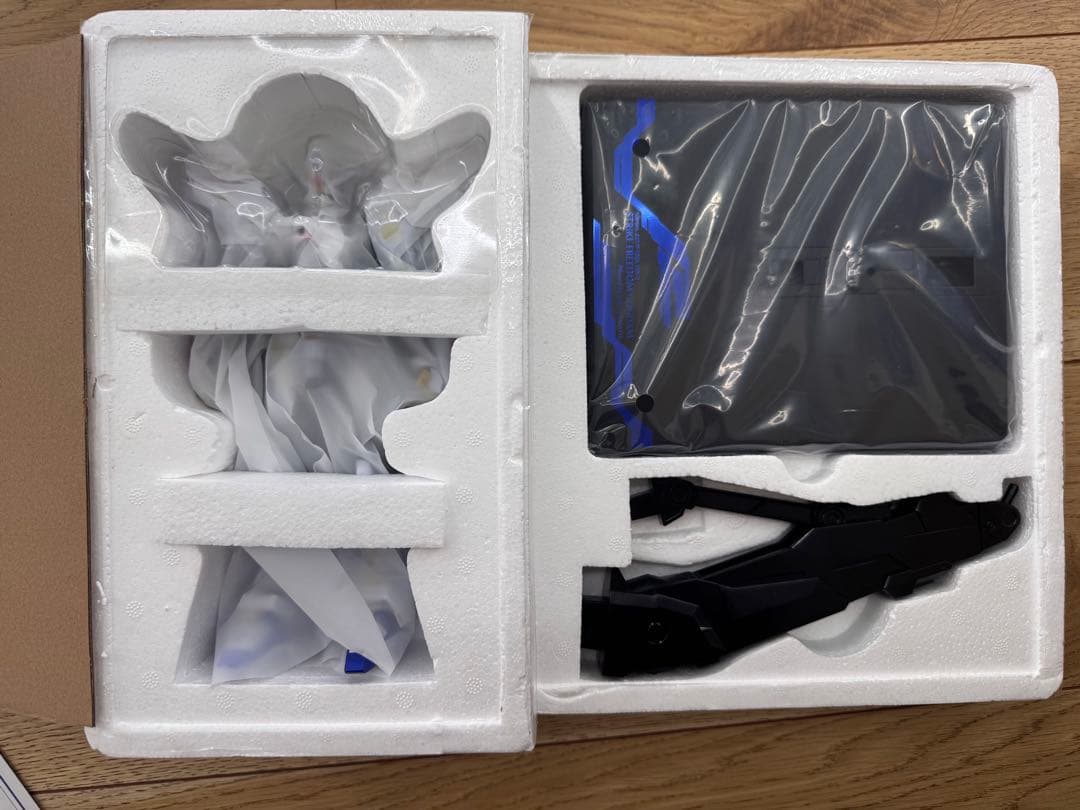 ロボット BANDAI L BUILD STRIKE FREEDOM GUNDAM