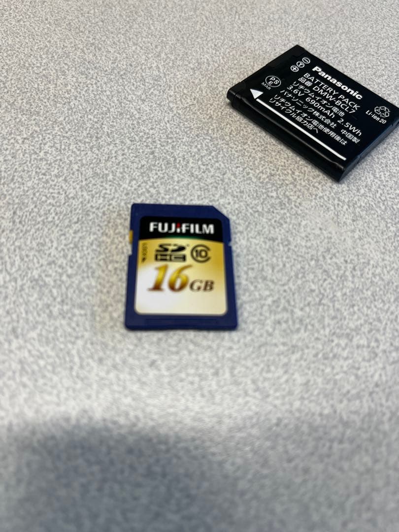 Panasonic LUMIX DMC-SZ10 コンパクトデジタルカメラ