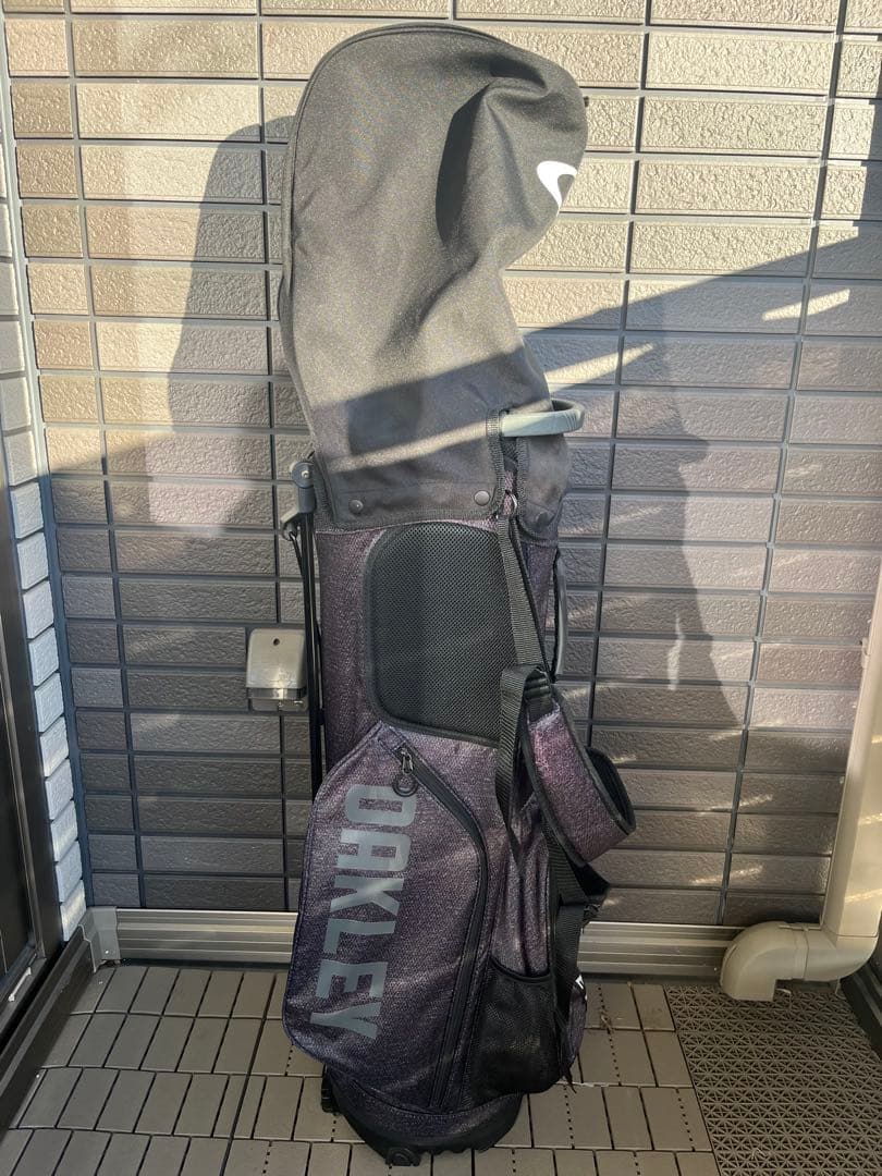 OAKLEY キャディバッグ