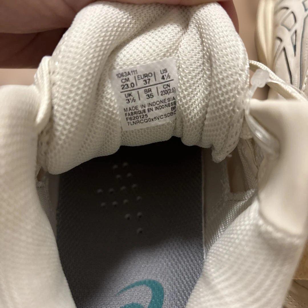 ASICS バスケットボールシューズ ホワイト/ティール 男女兼用