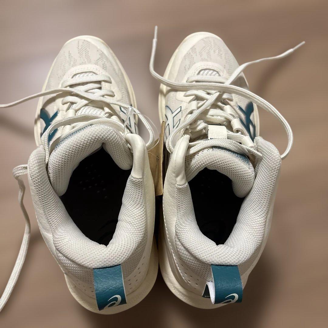 ASICS バスケットボールシューズ ホワイト/ティール 男女兼用