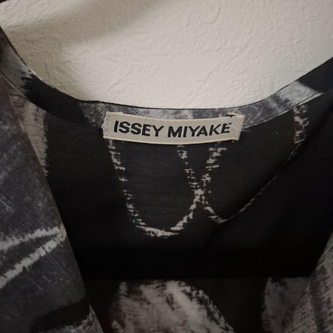 イッセイミヤケ　半袖　チュニック　サイズ3