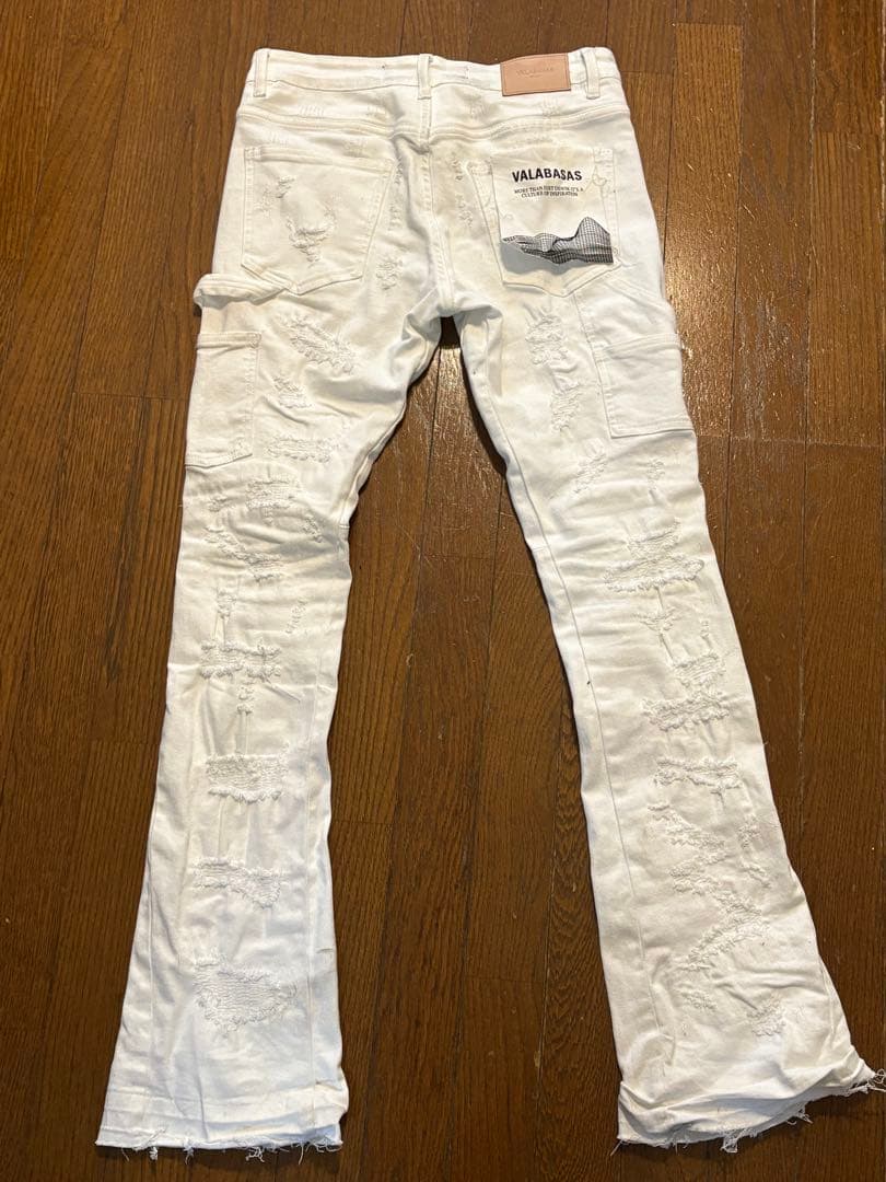 VALABASAS ホワイトブーツカットデニム