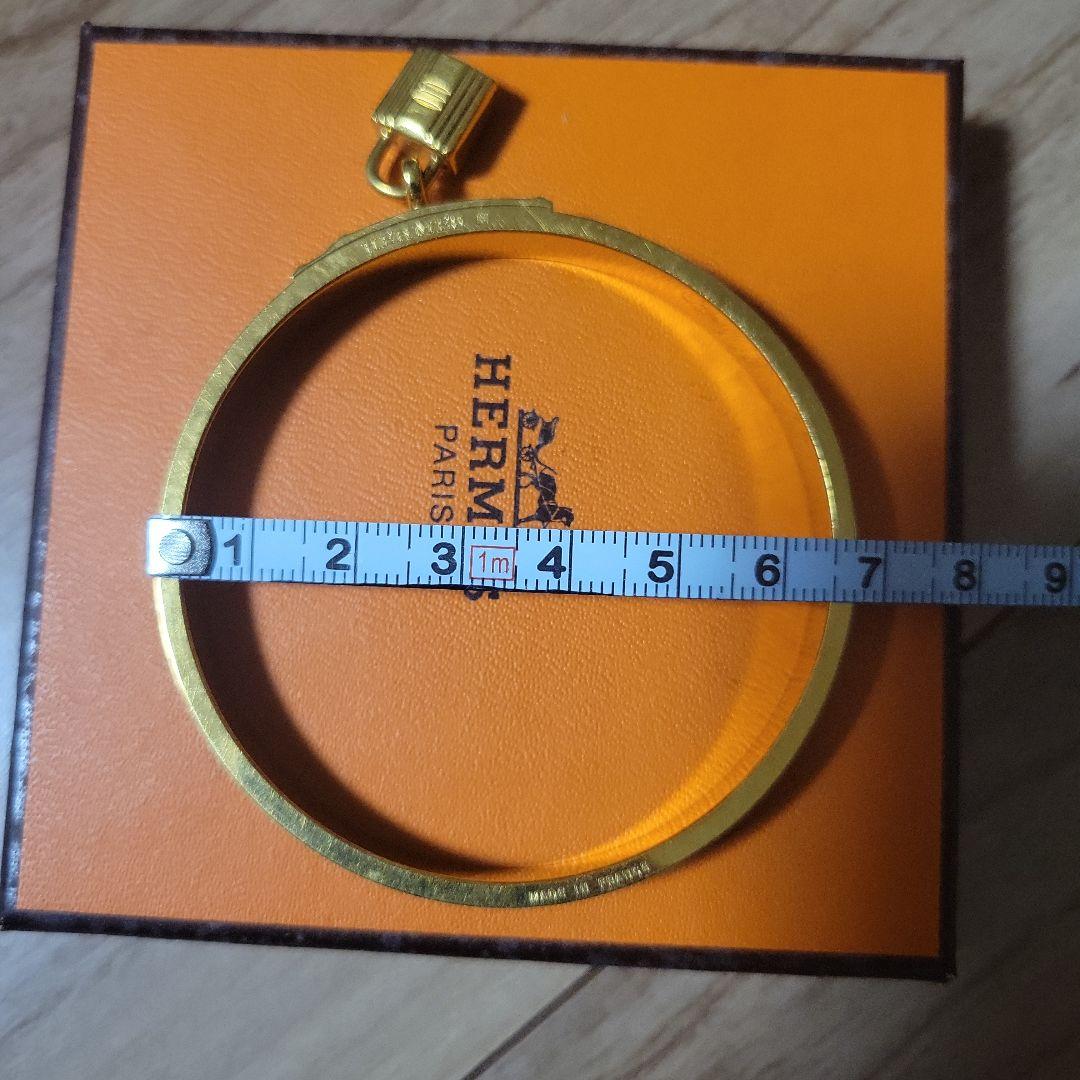 HERMES ゴールド ロック付きバングル 箱付き