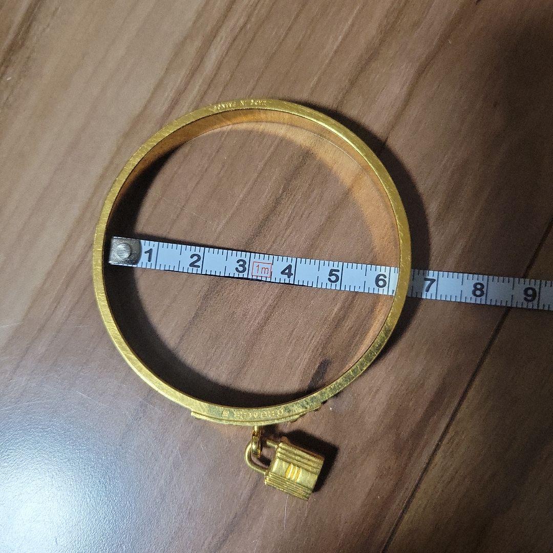 HERMES ゴールド ロック付きバングル 箱付き