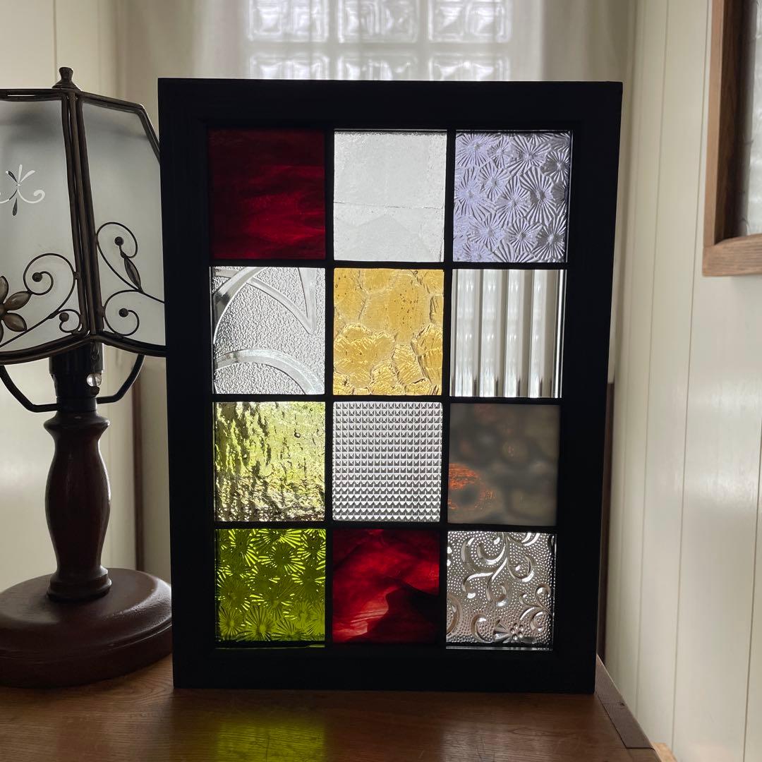 ステンドグラス　パネル　和モダン　格子戸