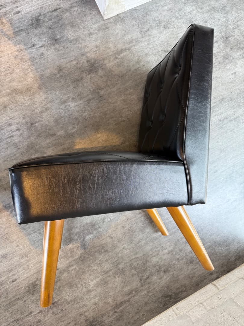 カリモク60 カフェチェア スタンダードブラック