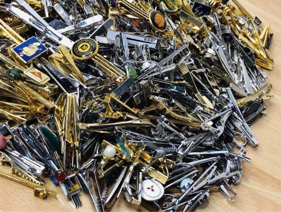 タイピンなど 約2.5kg まとめて アクセサリー 未検品 ジャンク