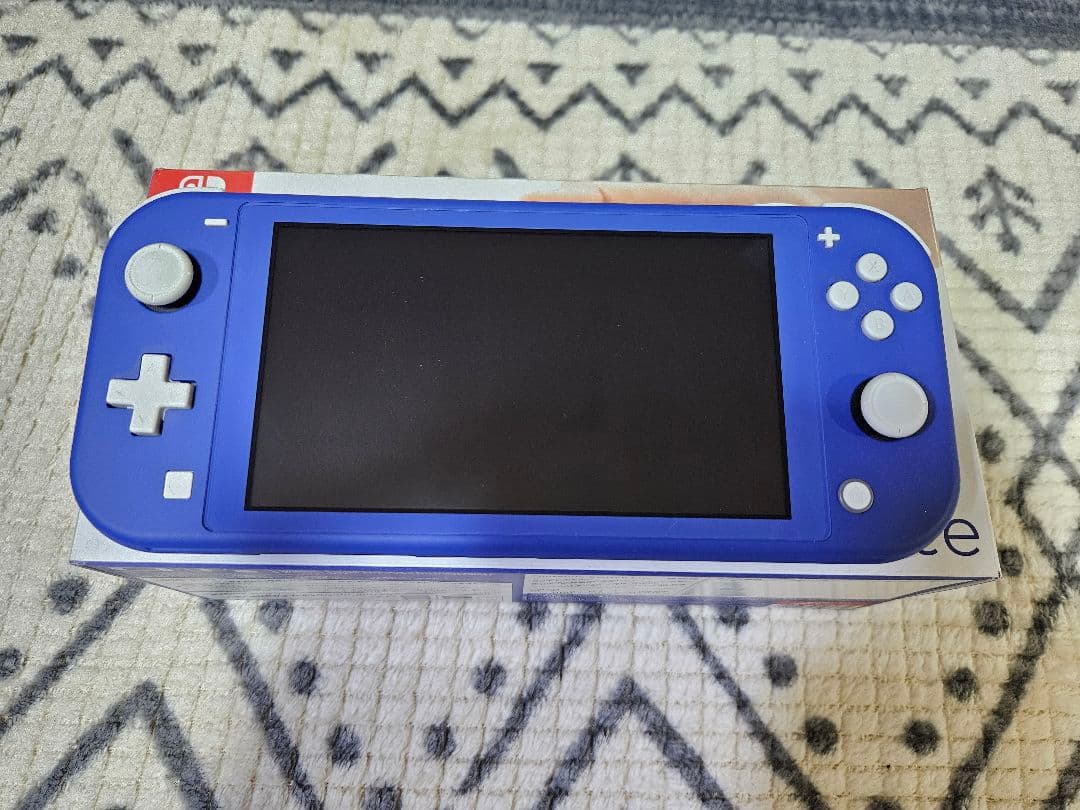 スイッチライト 本体 外箱付き 美品