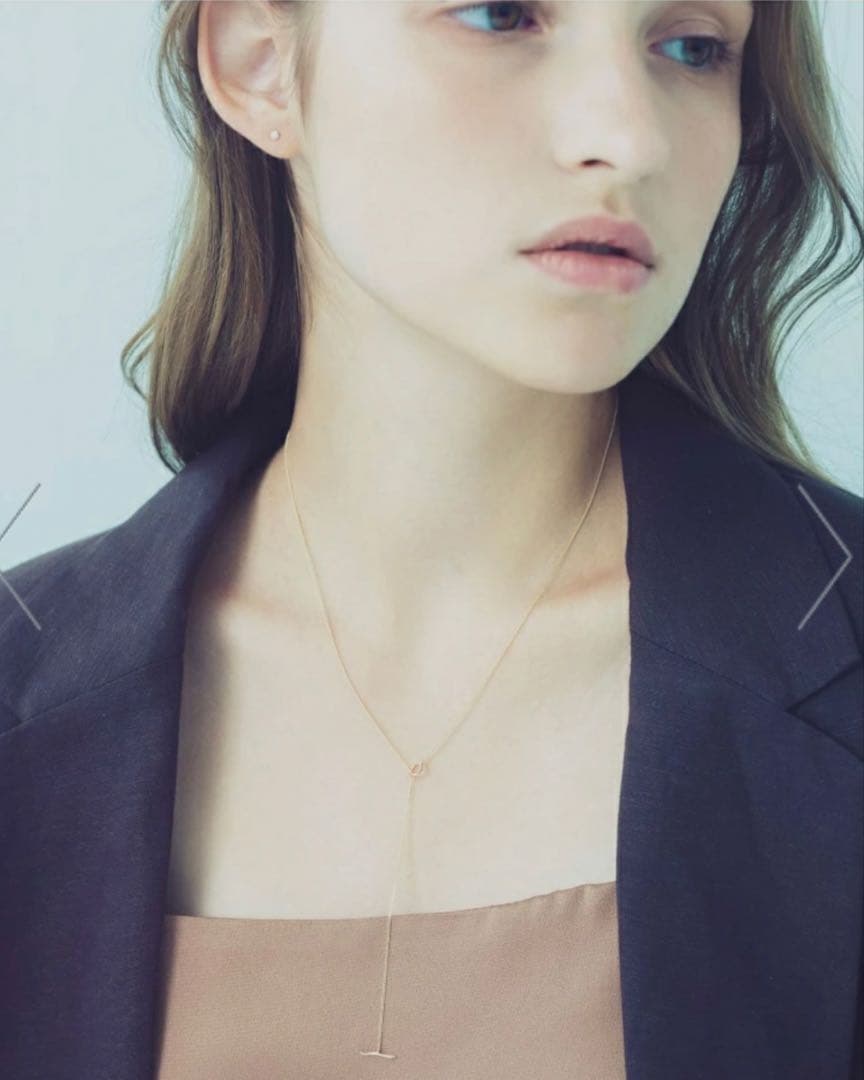 ete [レイヤード] K10YG セミロング ラリエット　美品