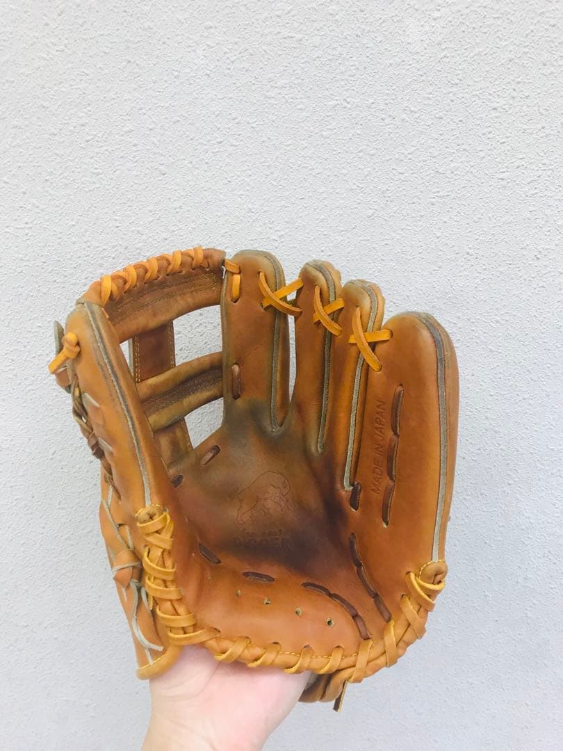 ファーイーストディガー　硬式用グラブ　　　　　　　　　　　　　　　　（内野手用）