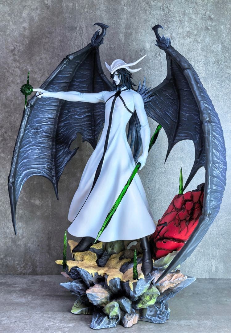 ブリーチ　ウルキオラ・シファー　黒翼大魔　ガレージキッド　フィギュア　完成品