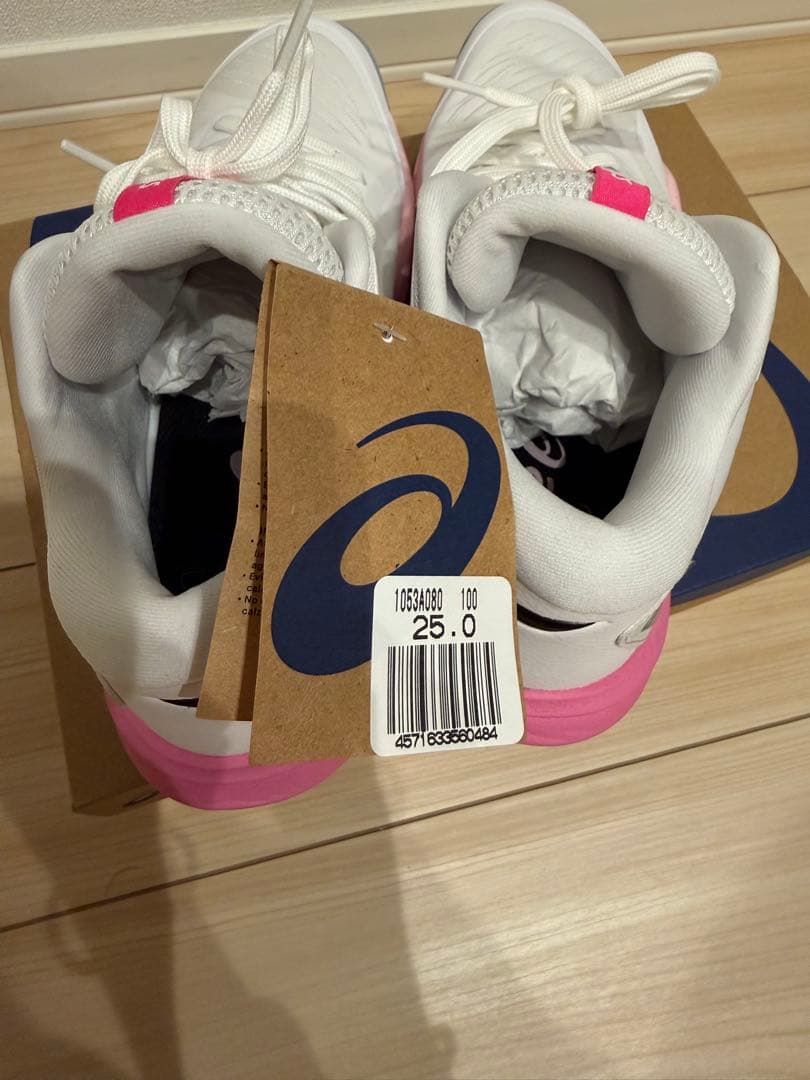 バレーボールシューズ25センチ